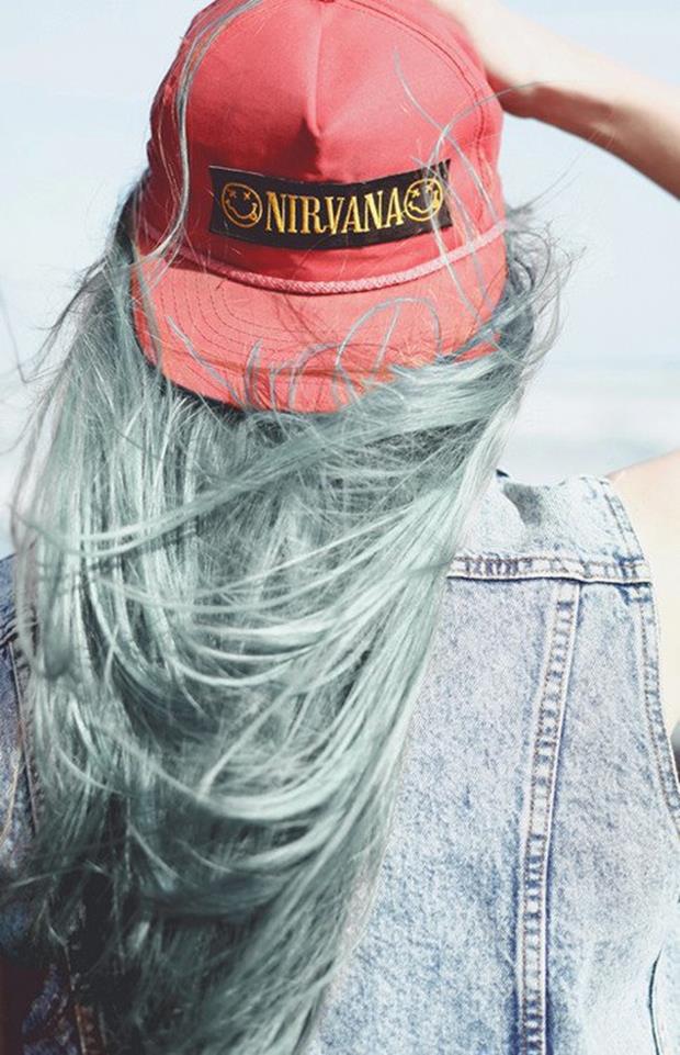 Pastel-Grunge-Dyed-Hairstyle-with-Nirvana-Snapback-and-Denim-Jacket